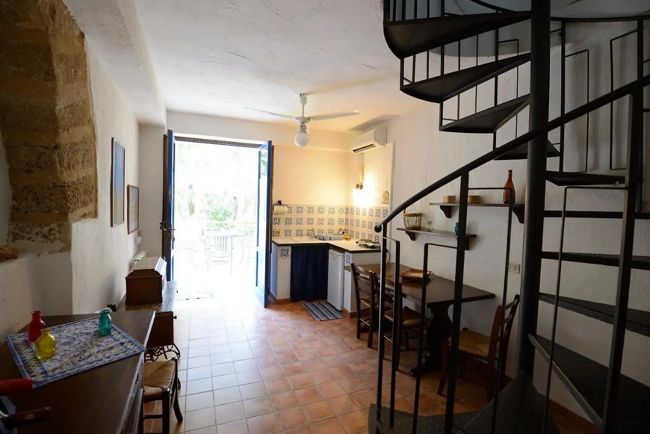 Duca Di Castelmonte Villa Trapani